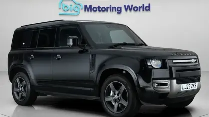 Used Land Rover Defender SE Dynamic 404 HP (297 kW) 2023 Black SUV