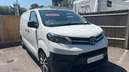 Used Toyota Proace 120 HP (88 kW) 2024 MPV