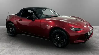 Used Mazda MX5 132 HP (97 kW) 2022 Red Cabriolet