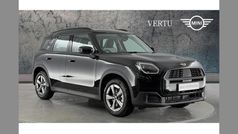 Black New 2025 Mini Countryman Classic SUV | £30,200 (Super price)