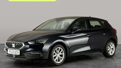 Used Seat Leon SE 110 HP (80 kW) 2022 Blue Hatchback