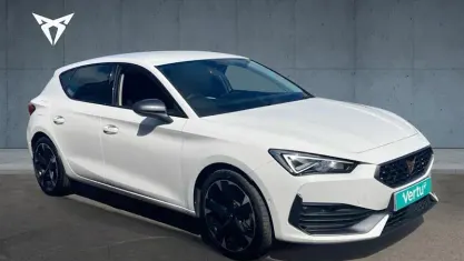Used Cupra Leon 150 HP (110 kW) 2023 White Hatchback