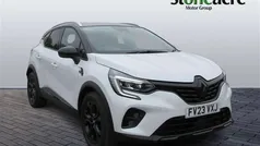 White/black Used 2023 Renault Captur Rive Gauche SUV | £17,495 (Fair price)