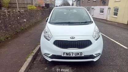 Used Kia Venga 116 HP (85 kW) 2017 White Hatchback