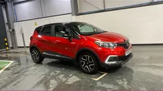 Red/black Used 2018 Renault Captur Iconic SUV | £8,997 (Fair price)