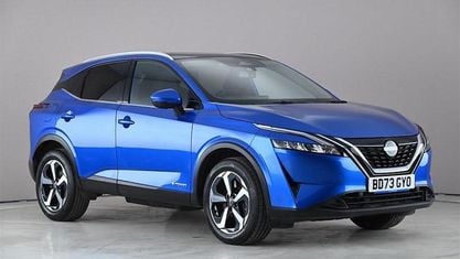 Używany Nissan Qashqai N-Connecta 190 KM (139 kW) 2023 Niebieski SUV