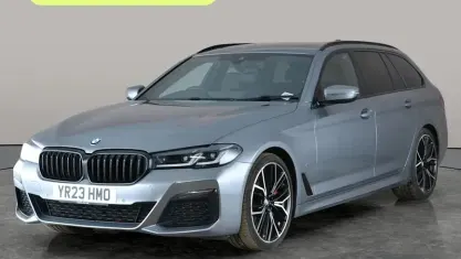 Usado BMW 520 M Sport 190 CV (139 kW) 2023 Gris Familiar