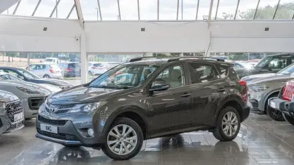 Used Toyota RAV4 150 HP (110 kW) 2015 SUV