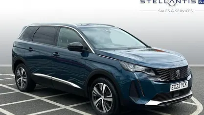 Used Peugeot 5008 Allure Premium 131 HP (96 kW) 2022 Blue SUV
