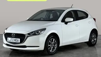 Used Mazda 2 75 HP (55 kW) 2022 White Hatchback