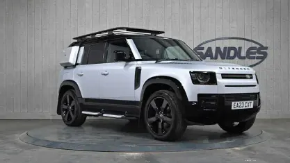 Used Land Rover Defender HSE Dynamic 249 HP (183 kW) 2025 SUV