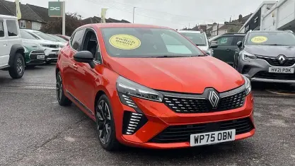 Used Renault Clio Techno 90 HP (66 kW) 2025 Hatchback