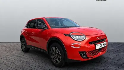 New Fiat 600 136 HP (100 kW) 2025 Orange SUV