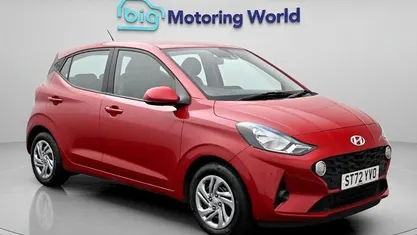 Usado Hyundai i10 SE 67 HP (49 kW) 2022 Vermelho Citadino