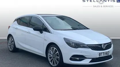 Used Vauxhall Astra Edition 145 HP (106 kW) 2021 Hatchback
