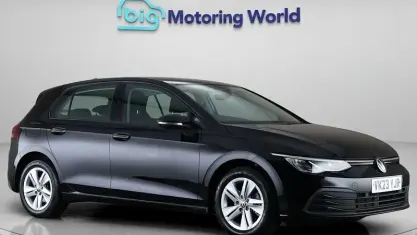 Used VW Golf VIII Life 150 HP (110 kW) 2023 Black Hatchback