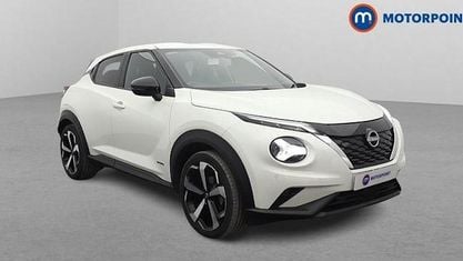 Begagnad Nissan Juke Tekna 143 HK (105 kW) 2022 Vit SUV