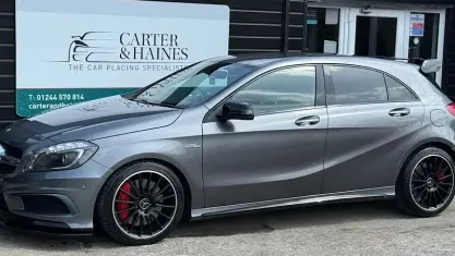 Usado Mercedes A45 AMG AMG 360 HP (264 kW) 2015 Citadino