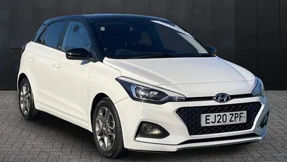 White Used 2020 Hyundai i20 Hatchback | £8,495 (Fair price)