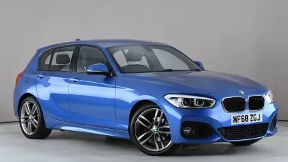 Usado BMW 118 M Sport 136 HP (100 kW) 2018 Azul Citadino