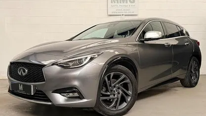 Used Infiniti Q30 Premium 109 HP (80 kW) 2017 Hatchback