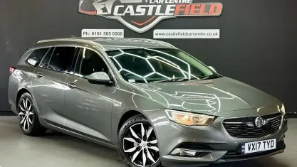 Used Vauxhall Insignia 170 HP (125 kW) 2017 Grey Estate