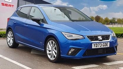 Używany Seat Ibiza FR 110 KM (80 kW) 2023 Niebieski Hatchback