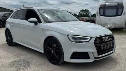 Used Audi A3 Sportback S-Line 184 HP (135 kW) 2016 White Hatchback