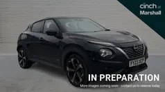 Metallic pearl black Used 2023 Nissan Juke Tekna SUV | £19,518 (Fair price)