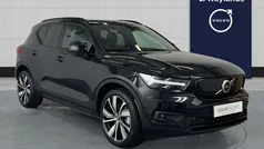 Black Used 2022 Volvo XC40 Pro SUV | £29,400 (Fair price)