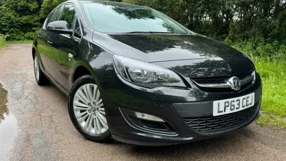 Used Vauxhall Astra Excite 101 HP (74 kW) 2015 Hatchback