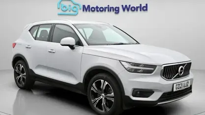 Used Volvo XC40 Inscription 262 HP (192 kW) 2021 Silver SUV