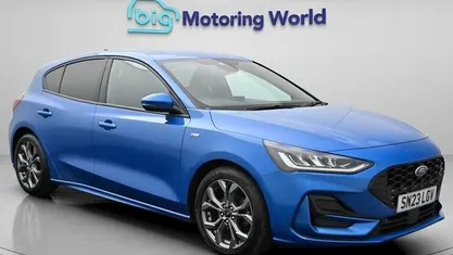 Used Ford Focus ST-Line 125 HP (91 kW) 2023 Blue Hatchback