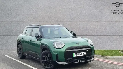 Used Mini Aceman Sport 135 kW (184 HP) 2025 Green SUV