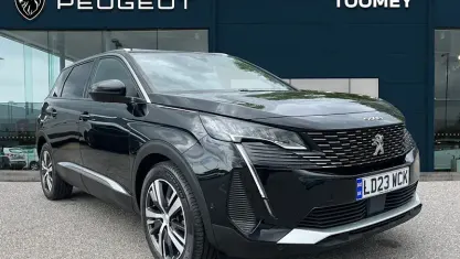 Używany Peugeot 5008 Allure+ 131 KM (96 kW) 2023 Czarny SUV