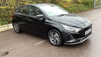 Used Hyundai i20 Advanced 101 HP (74 kW) 2024 Phantom black Hatchback