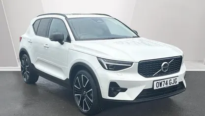Used 2025 Volvo XC40 Ultra SUV | £33,190 (Fair price)