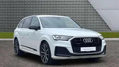 White Used 2022 Audi Q7 Black Edition SUV | £47,995 (Fair price)
