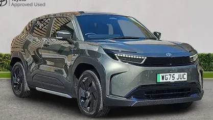 Used Toyota Urban Cruiser Design 127 kW (174 HP) 2026 Pine green SUV