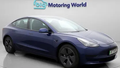 Used 2021 Tesla Model 3 Standard Range Plus Sedan | £15,600 (Fair price)