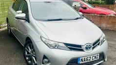 Used 2013 Toyota Auris Hybrid Hatchback | £7,762 (Fair price)