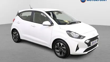 Used Hyundai i10 Advanced 63 HP (46 kW) 2025 White Hatchback