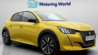 Used Peugeot 208 GT 102 HP (75 kW) 2023 Hatchback