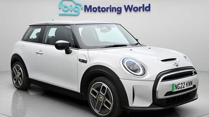Używany Mini Cooper Level 1 135 kW (184 KM) 2023 Hatchback