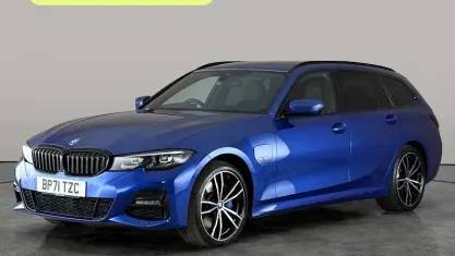 Used BMW 330e M Sport 292 HP (214 kW) 2022 Blue Estate
