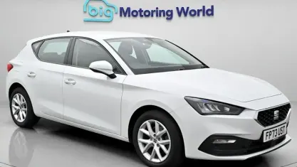 Used Seat Leon SE 110 HP (80 kW) 2023 White Hatchback