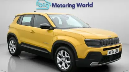 Used Jeep Avenger Altitude 101 HP (74 kW) 2024 Yellow SUV