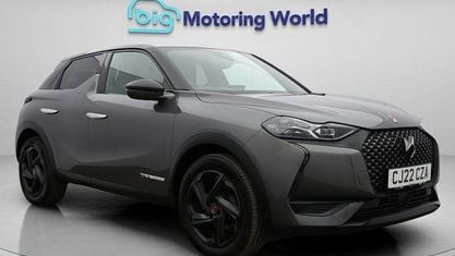 Begagnad DS Automobiles DS3 Crossback Performance Line Plus 131 HK (96 kW) 2022 Grå SUV
