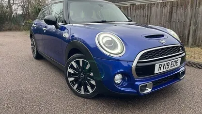 Used Mini Cooper S Exclusive 192 HP (141 kW) 2020 Hatchback