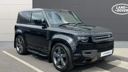 Używany Land Rover Defender 525 KM (386 kW) 2024 SUV